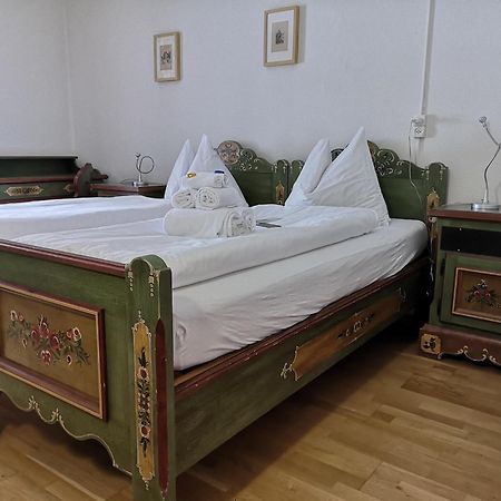 Historisches Hotel Piz Ela 贝尔京 外观 照片