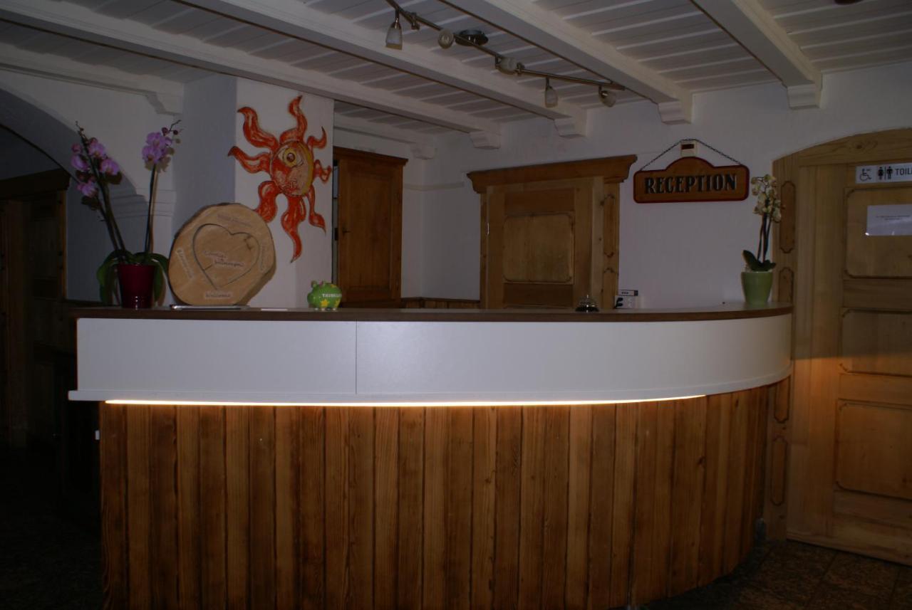 Historisches Hotel Piz Ela 贝尔京 外观 照片