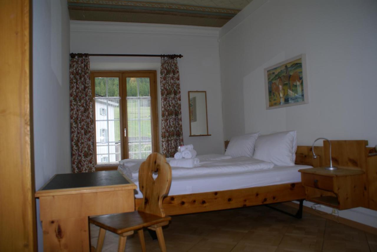 Historisches Hotel Piz Ela 贝尔京 外观 照片