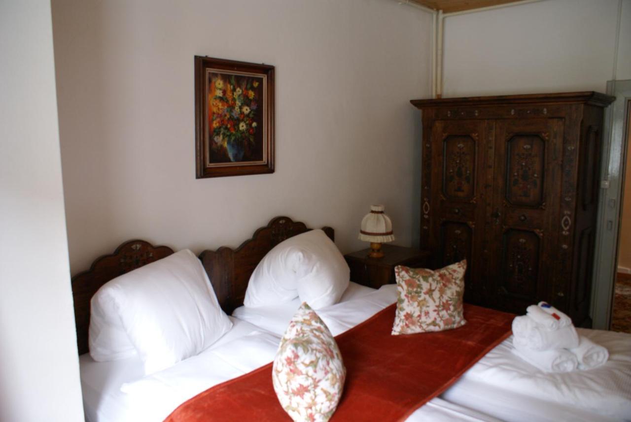 Historisches Hotel Piz Ela 贝尔京 外观 照片