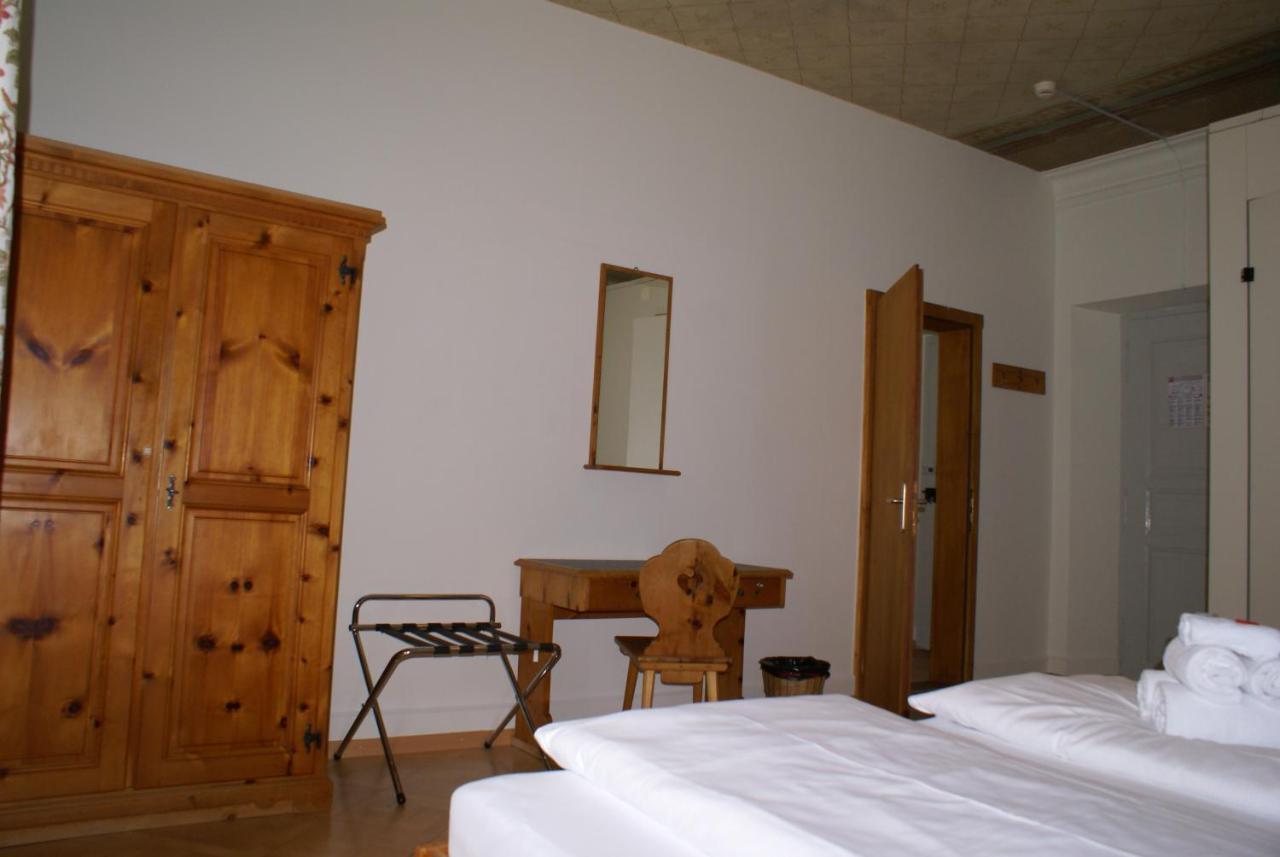 Historisches Hotel Piz Ela 贝尔京 外观 照片