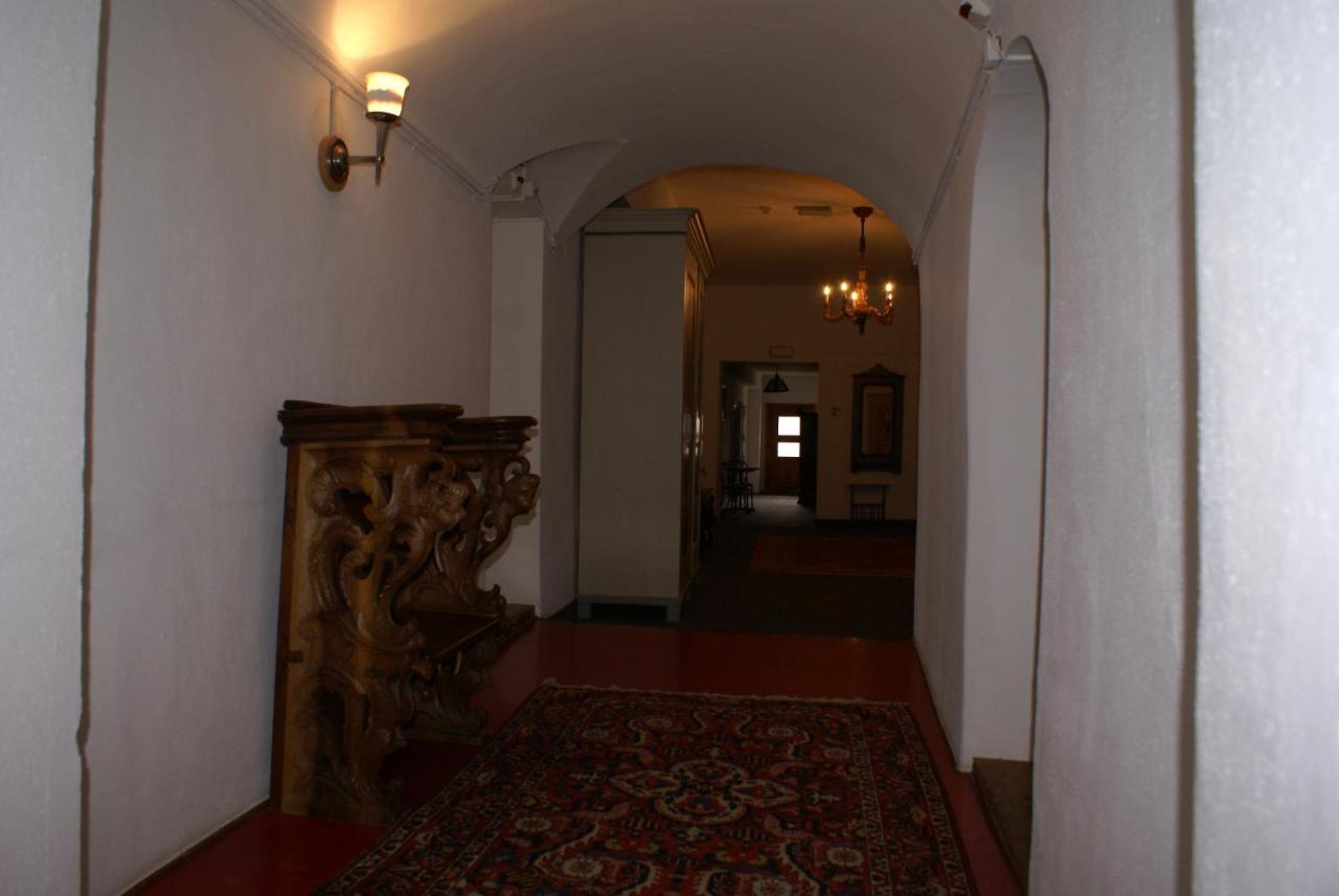 Historisches Hotel Piz Ela 贝尔京 外观 照片