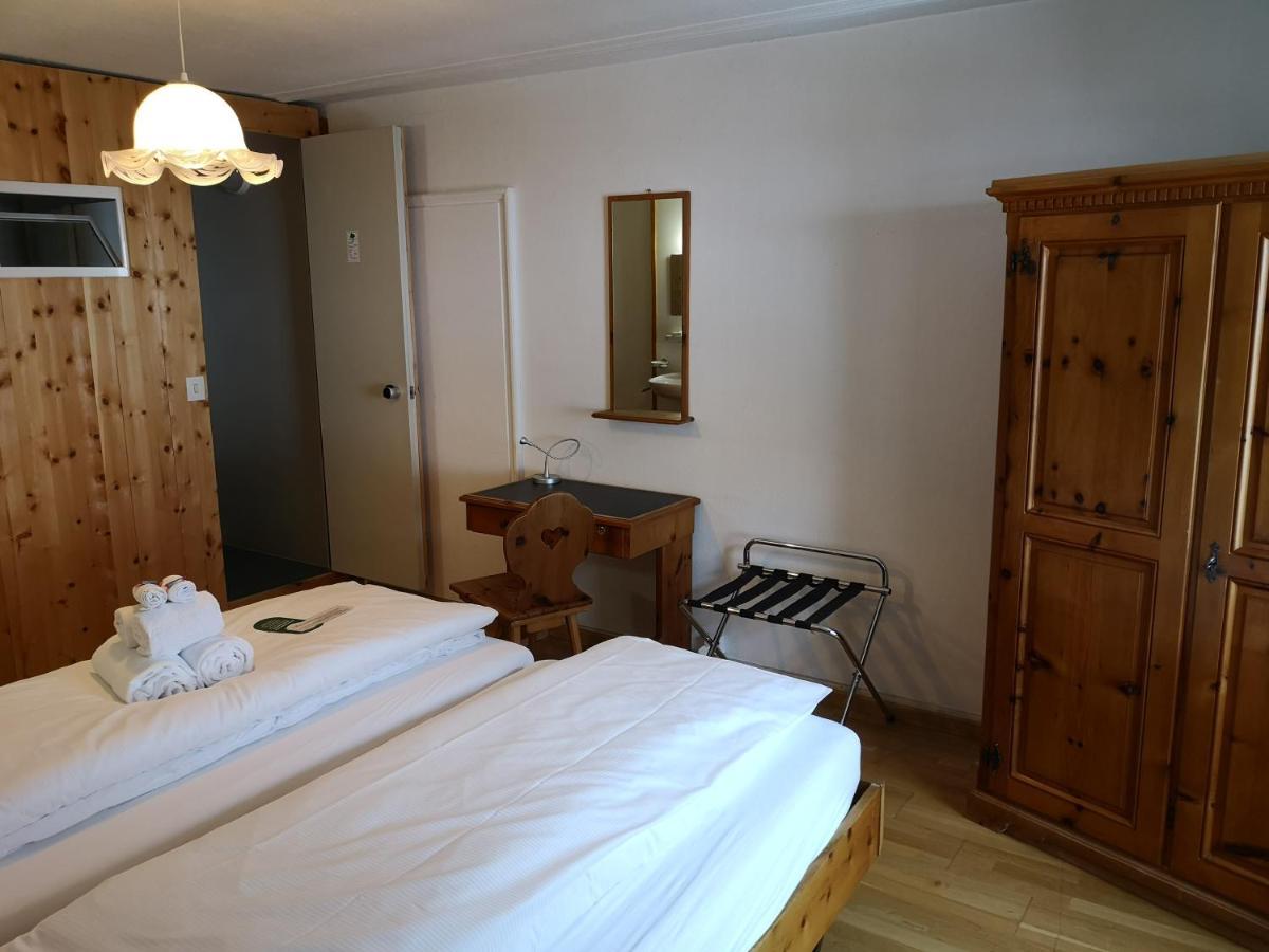 Historisches Hotel Piz Ela 贝尔京 外观 照片