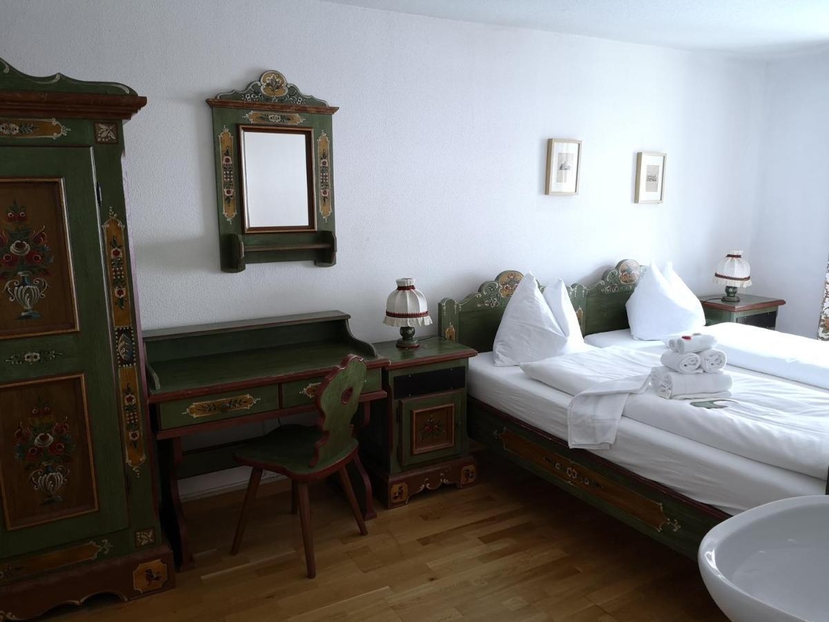 Historisches Hotel Piz Ela 贝尔京 外观 照片
