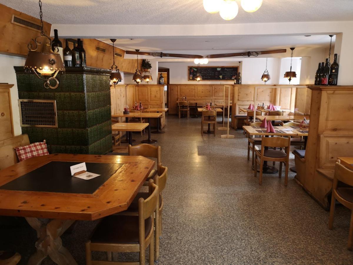 Historisches Hotel Piz Ela 贝尔京 外观 照片