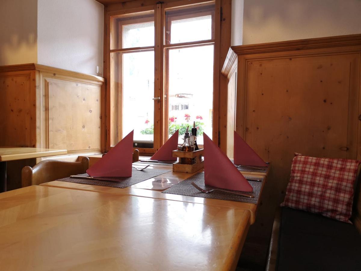 Historisches Hotel Piz Ela 贝尔京 外观 照片